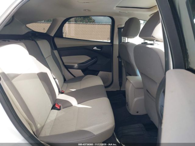 2014 FORD FOCUS 1FADP3K24EL260748 Photo 7