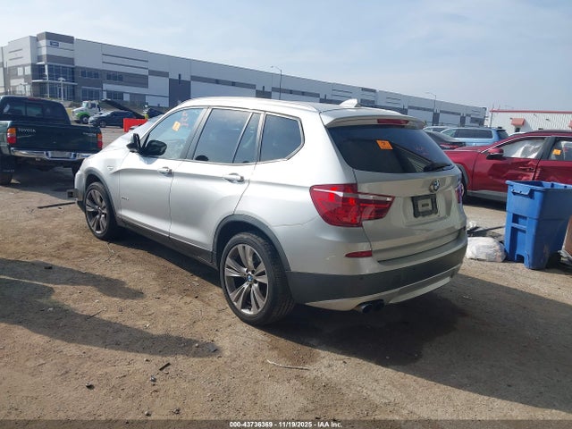 2014 BMW X3 5UXWX7C57EL984175 Photo 2