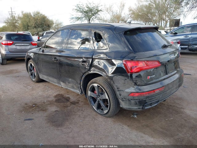 2019 AUDI SQ5 WA1B4AFYXK2027174 Photo 2