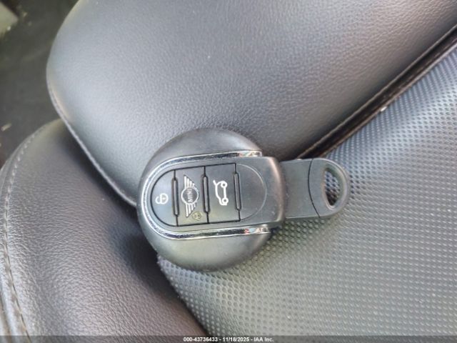 2022 MINI HARDTOP WMW53DK0XN2R37710 Photo 10