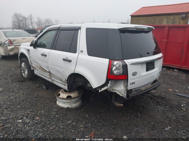 2012 LAND ROVER LR2 SALFR2BN8CH284478 Photo 2
