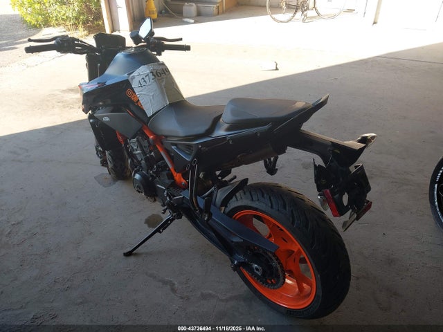 2022 KTM 890 VBKTU940XNM830547 Photo 2