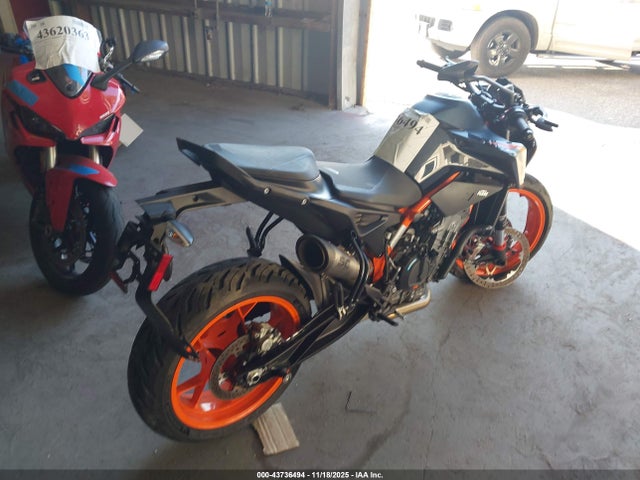 2022 KTM 890 VBKTU940XNM830547 Photo 3