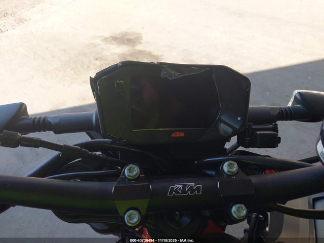 2022 KTM 890 VBKTU940XNM830547 Photo 6