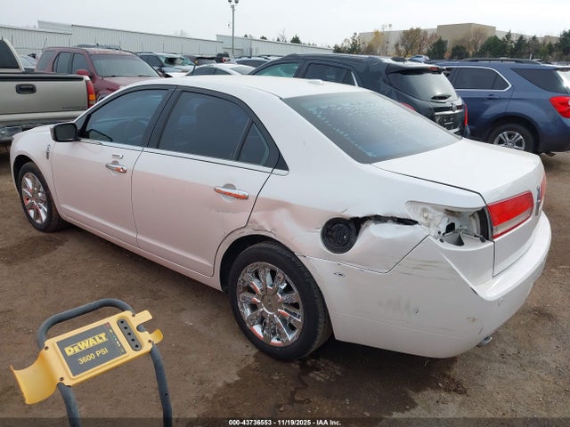 2010 LINCOLN MKZ 3LNHL2GC7AR608200 Photo 2