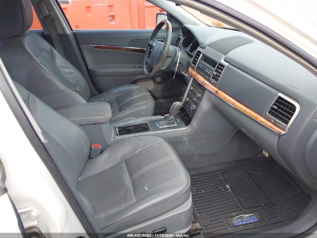 2010 LINCOLN MKZ 3LNHL2GC7AR608200 Photo 4