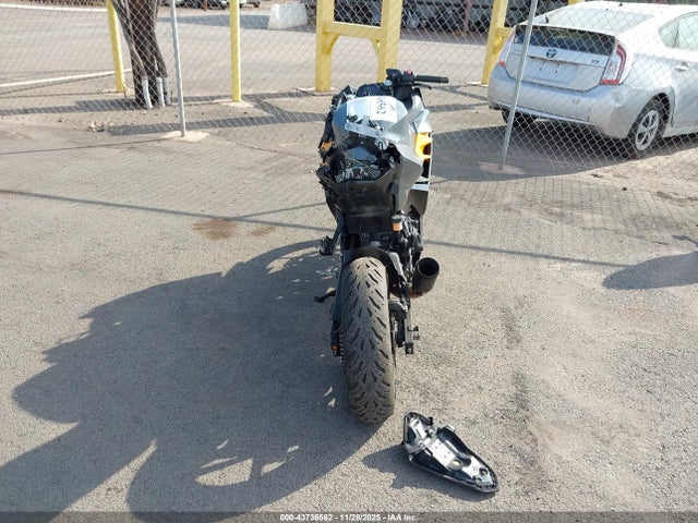 JKAEXKG18JDA02078 Kawasaki EX400