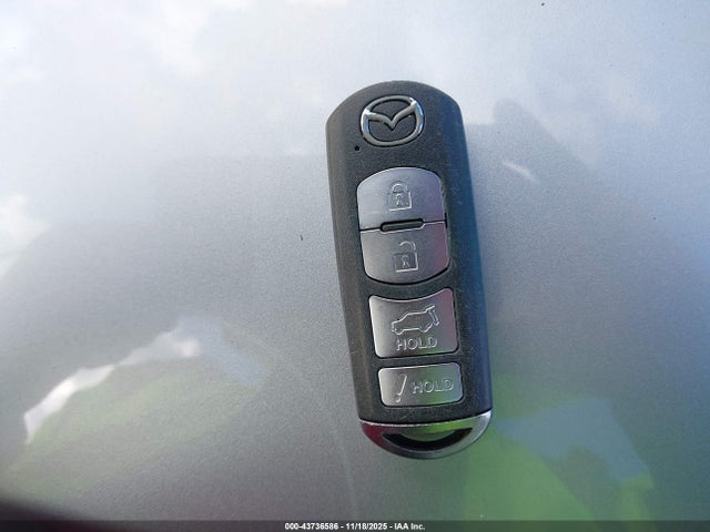 Продаж на аукціоні авто 2018 Mazda Cx-5 Touring, vin: JM3KFACM8J1463566, номер лоту: 43736586