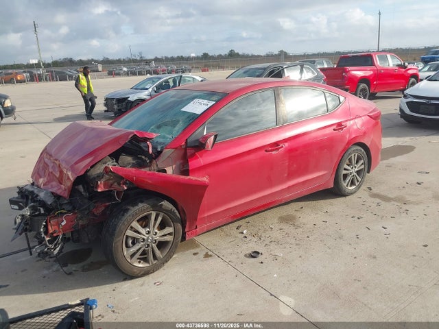 5NPD84LF5JH327063 Hyundai ELANTRA SEL
