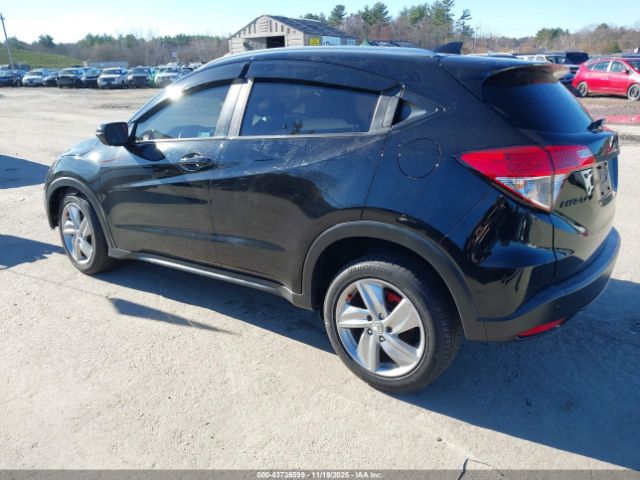 2019 HONDA HR-V 3CZRU6H78KM725677 Photo 2