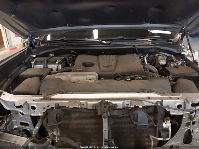 Toyota Tundra Sr5 2022 5TFLA5EC6NX010833 Image 10