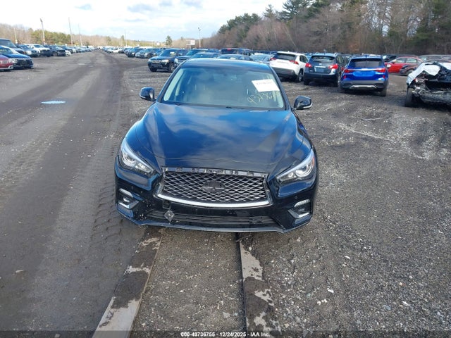 43736755 :رقم المزاد ، JN1EV7AR3JM610114 vin ، 2018 Infiniti Q50 3.0t Luxe مزاد بيع