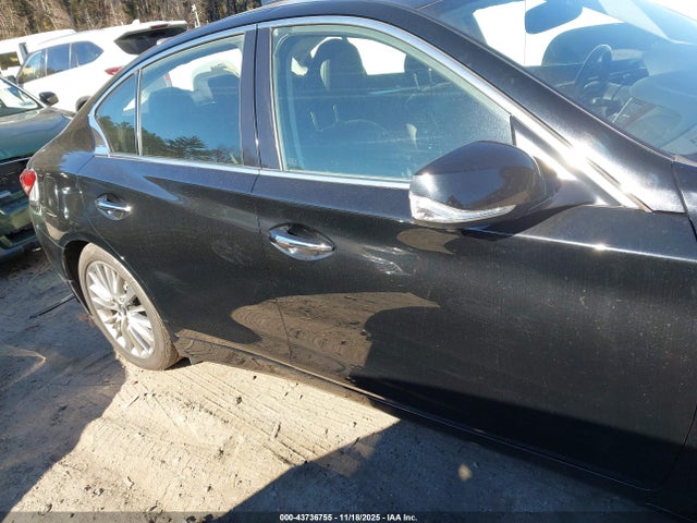 43736755 :رقم المزاد ، JN1EV7AR3JM610114 vin ، 2018 Infiniti Q50 3.0t Luxe مزاد بيع