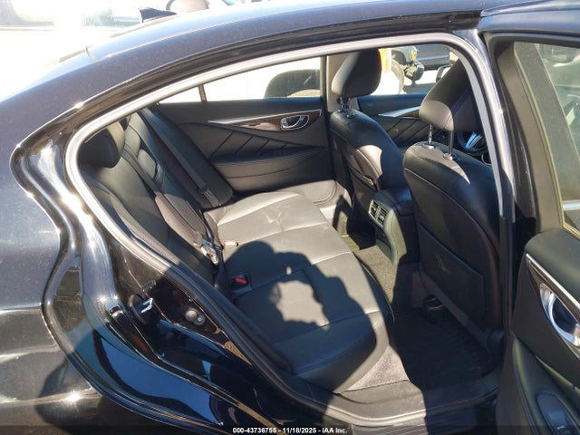 43736755 :رقم المزاد ، JN1EV7AR3JM610114 vin ، 2018 Infiniti Q50 3.0t Luxe مزاد بيع