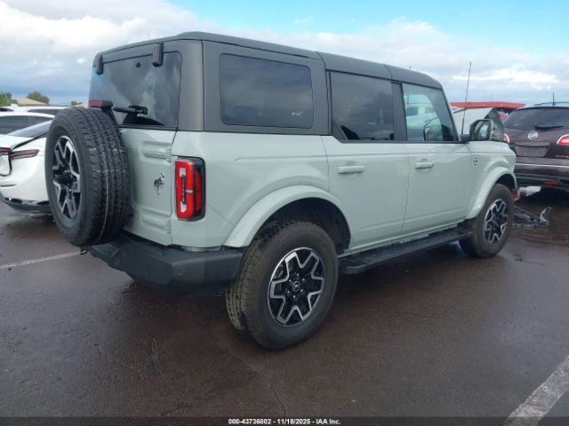 2024 FORD BRONCO 1FMEE8BP5RLA13558 Photo 3