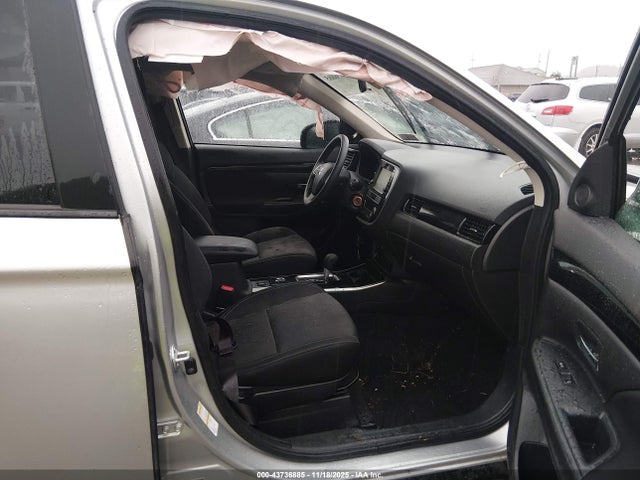 2019 MITSUBISHI OUTLANDER JA4AZ3A39KZ054507 Photo 4