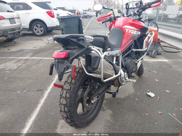 2024 TRIUMPH MOTORCYCLE TIGER SMTE64DF5RTBN3838 Photo 3