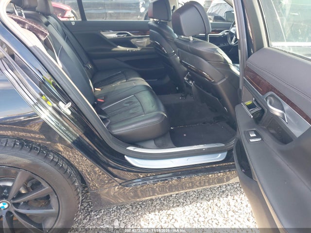 2016 BMW 750I WBA7F2C59GG420046 Photo 7