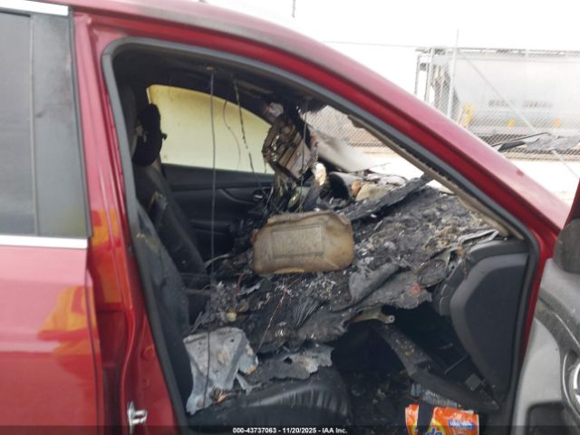 2018 NISSAN ROGUE 5N1AT2MT9JC833528 Photo 4