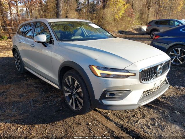 2020 VOLVO V60 CROSS COUNTRY YV4102WK1L1030693