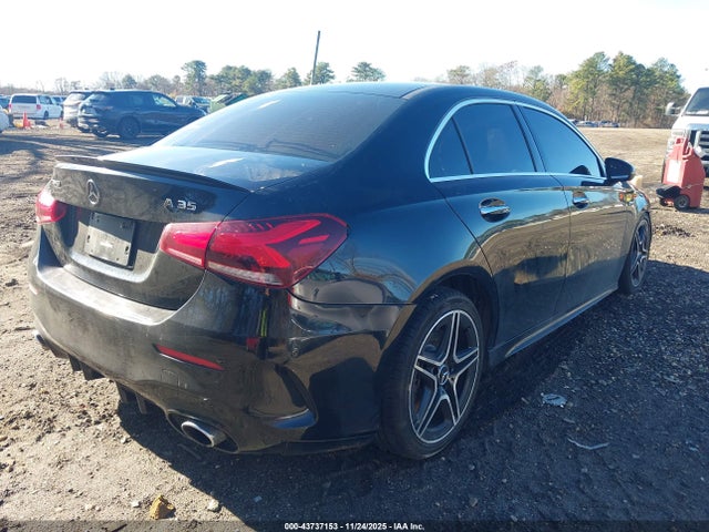 43737153 :رقم المزاد ، W1K3G5BB9LJ231231 vin ، 2020 Mercedes-benz Amg A 35 4matic مزاد بيع
