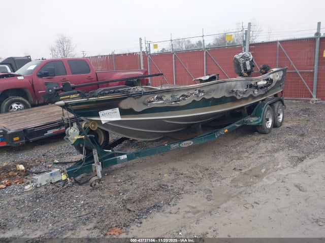 Продажа на аукционе авто 2003 Lund Pro V 205 Boat And Trailer, vin: LUNBY187G203, номер лота: 43737156