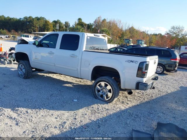 2011 GMC SIERRA 1500 3GTP2WE33BG206927 Photo 2