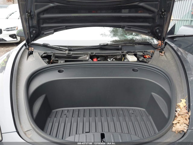 2023 TESLA MODEL 3 5YJ3E1EA4PF695116 Photo 9