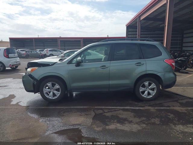 Subaru Forester 2.5i Premium 2015 JF2SJADCXFH444823 Image 14