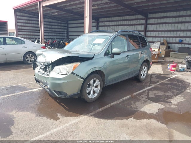 Subaru Forester 2.5i Premium 2015 JF2SJADCXFH444823 Image 2
