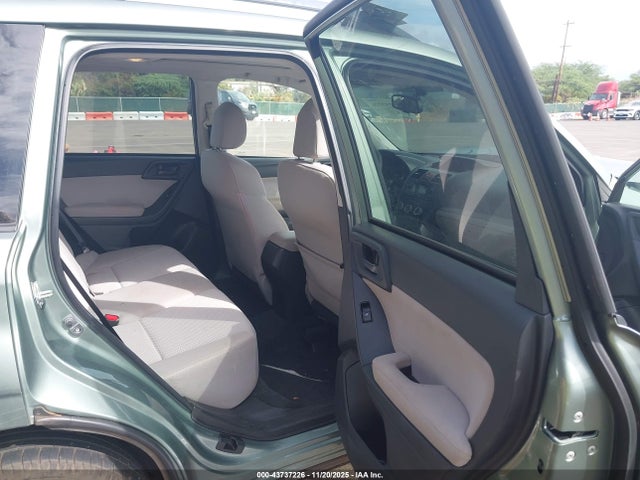 Subaru Forester 2.5i Premium 2015 JF2SJADCXFH444823 Image 8