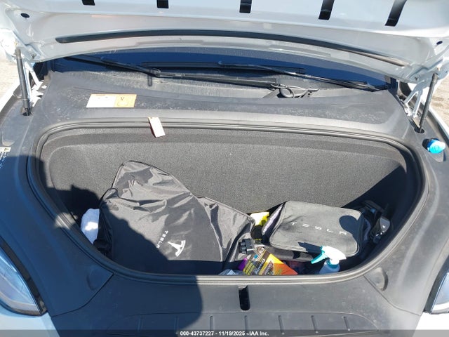 2016 TESLA MODEL X 5YJXCBE25GF013043 Photo 9