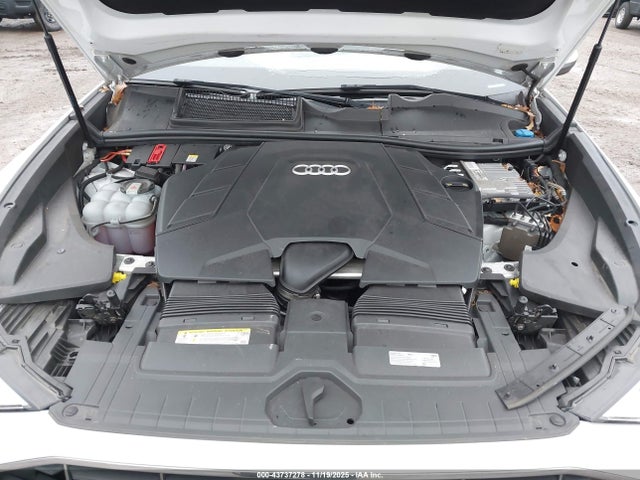2019 AUDI Q8 WA1AVAF17KD020683 Photo 9