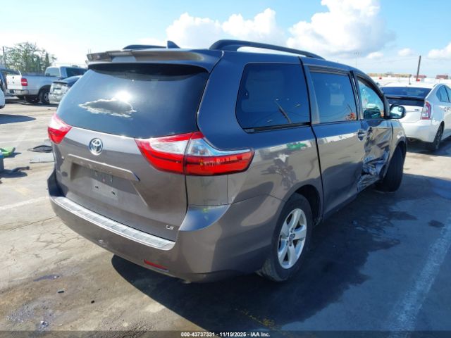 2019 TOYOTA SIENNA 5TDKZ3DC9KS998699 Photo 3