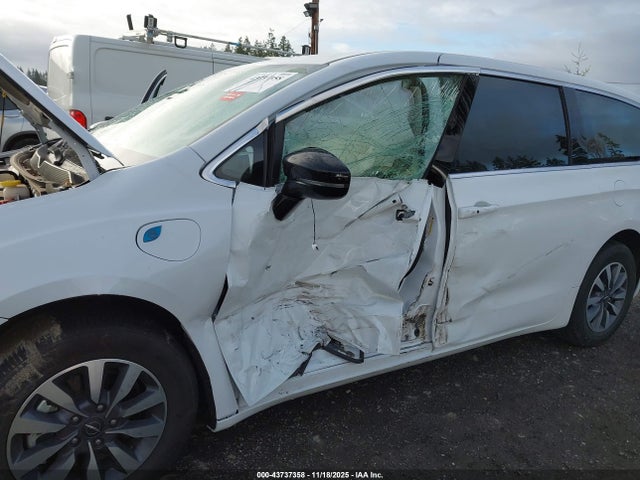 Продажа на аукционе авто 2024 Chrysler Pacifica Hybrid Select, vin: 2C4RC1S79RR174487, номер лота: 43737358