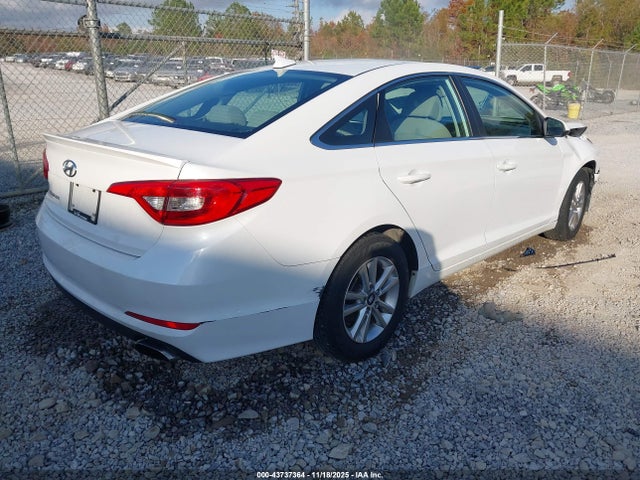 Hyundai SONATA SE 2017 5NPE24AF9HH534641 Image 4