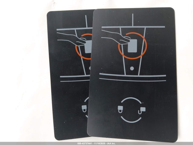 2024 TESLA MODEL 3 5YJ3E1ET8RF871587 Photo 10