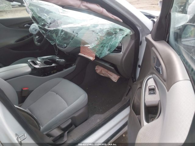 2022 CHEVROLET MALIBU 1G1ZD5STXNF128873 Photo 4