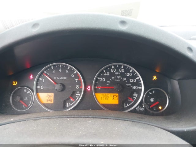 43737524 :رقم المزاد ، 5N1AR1NB5CC623753 vin ، 2012 Nissan Pathfinder S مزاد بيع