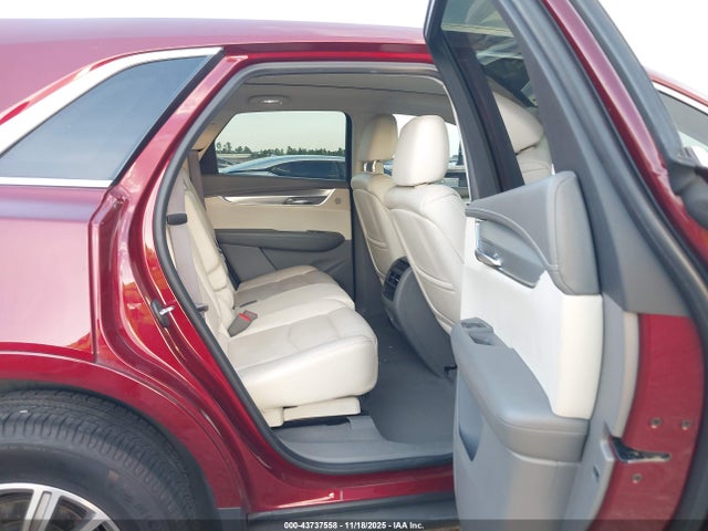 2017 CADILLAC XT5 1GYKNBRS4HZ171474 Photo 7