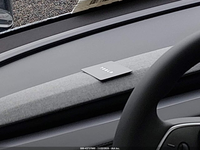 2026 TESLA MODEL Y 7SAYGDEE2TA499755 Photo 10