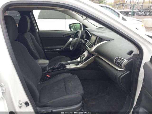 2018 MITSUBISHI ECLIPSE CROSS JA4AT3AA5JZ069715 Photo 4