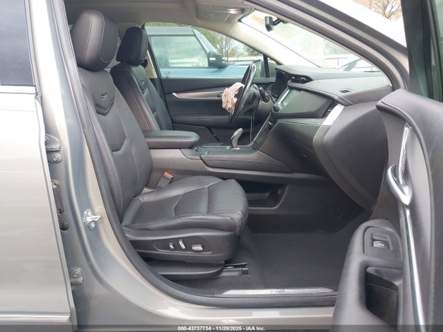 2019 CADILLAC XT5 1GYKNCRS8KZ243211 Photo 4