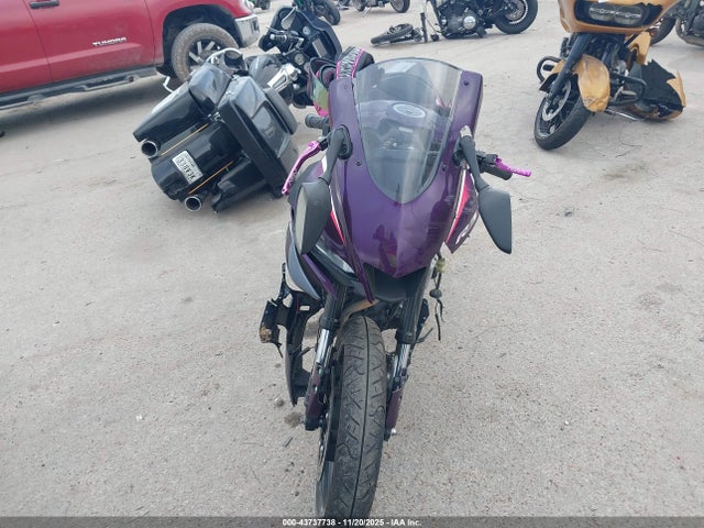 2023 YAMAHA YZFR3 MH3RH18Y5PK011219 Photo 4