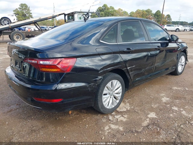 Продаж на аукціоні авто 2019 Volkswagen Jetta 1.4t R-line/1.4t S/1.4t Se, vin: 3VWC57BU4KM052915, номер лоту: 43737770