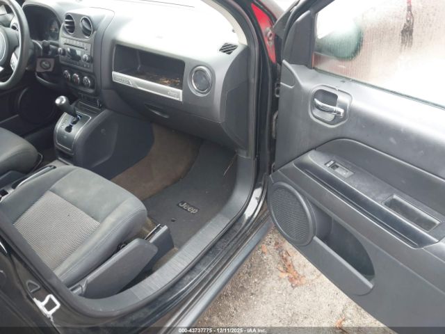 2015 JEEP COMPASS 1C4NJCBBXFD420319 Photo 4