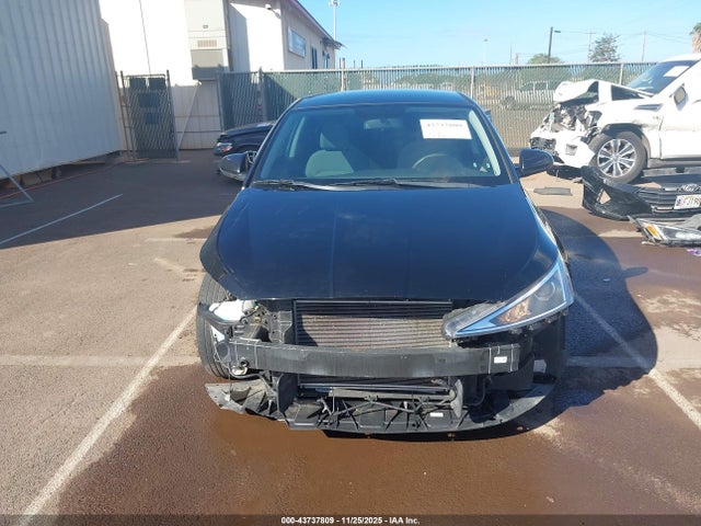 Hyundai ELANTRA SE 2019 KMHD74LF4KU783058 Image 13