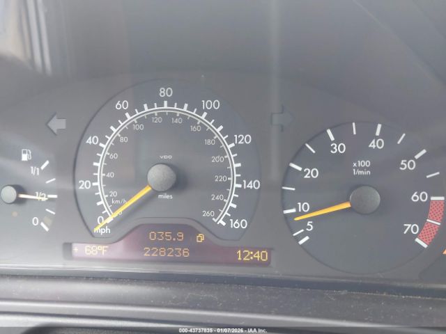 1999 MERCEDES-BENZ E 320 WDBJH82F3XX025729 Photo 6