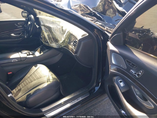 2017 MERCEDES-BENZ S 550 WDDUG8CBXHA317501 Photo 4