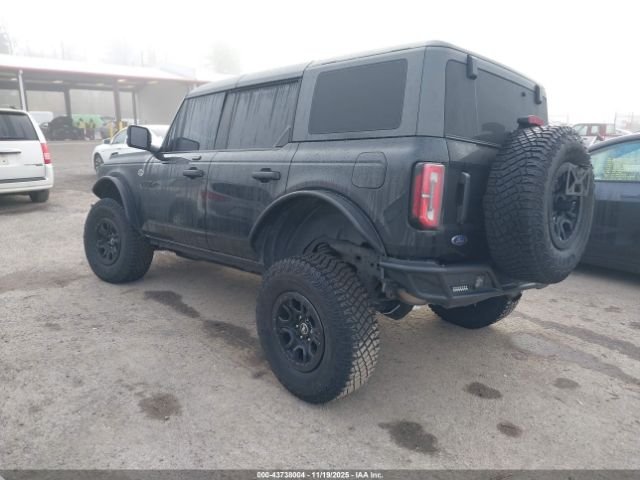 2022 FORD BRONCO 1FMEE5DP0NLB56956 Photo 2